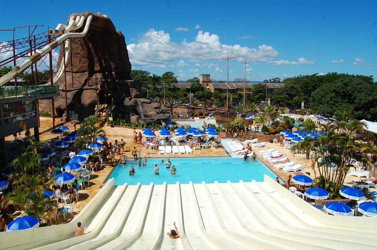 Villas Diroma Com Um Dia No Acqua Park, Splash E Slide 卡达斯诺瓦斯 外观 照片