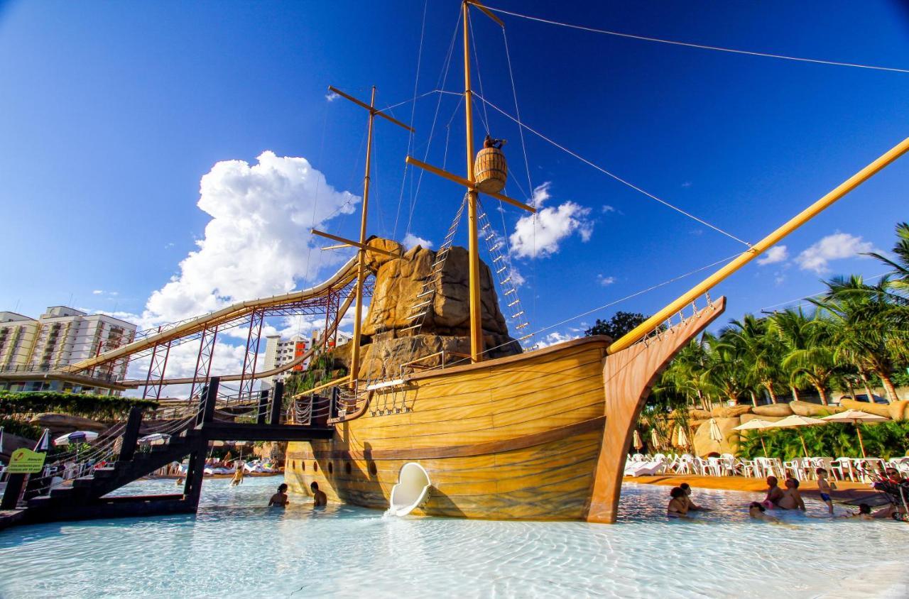 Villas Diroma Com Um Dia No Acqua Park, Splash E Slide 卡达斯诺瓦斯 外观 照片