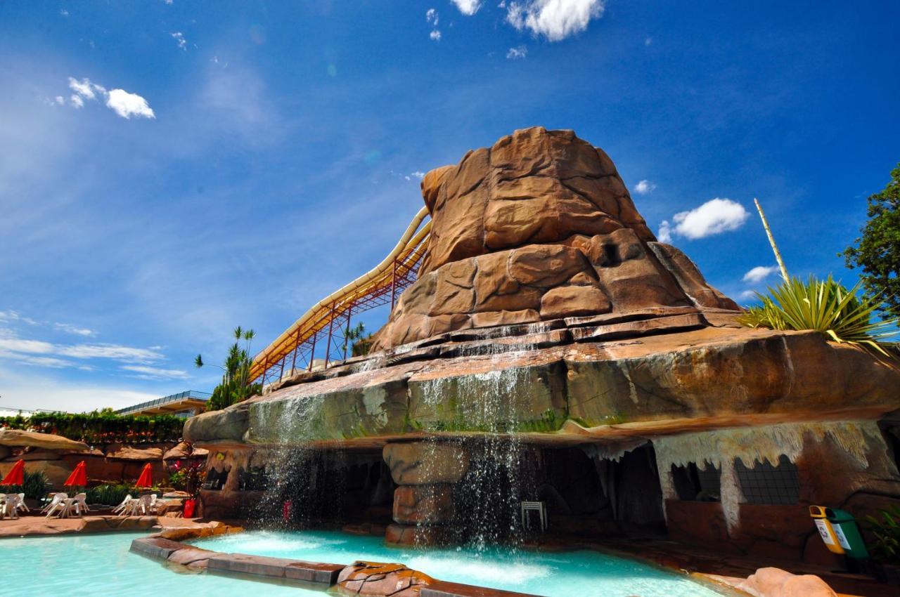 Villas Diroma Com Um Dia No Acqua Park, Splash E Slide 卡达斯诺瓦斯 外观 照片