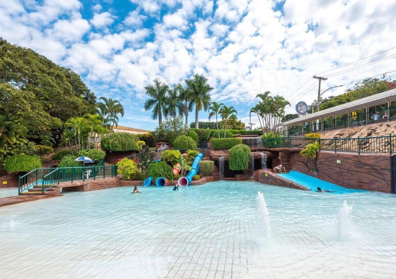 Villas Diroma Com Um Dia No Acqua Park, Splash E Slide 卡达斯诺瓦斯 外观 照片