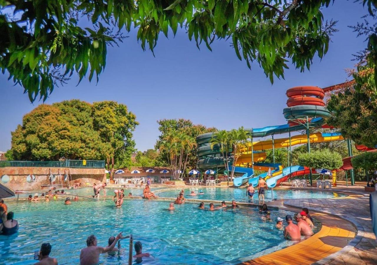 Villas Diroma Com Um Dia No Acqua Park, Splash E Slide 卡达斯诺瓦斯 外观 照片
