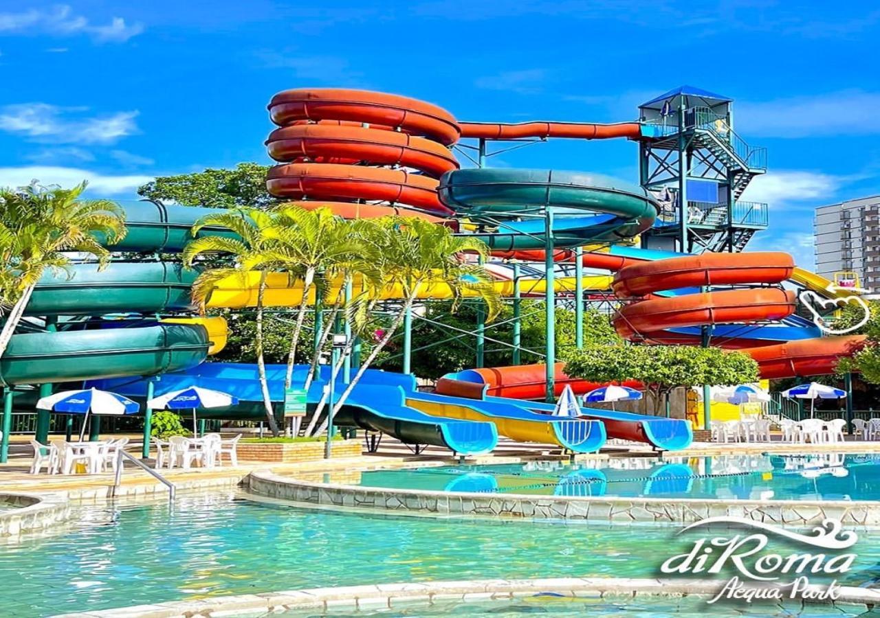 Villas Diroma Com Um Dia No Acqua Park, Splash E Slide 卡达斯诺瓦斯 外观 照片